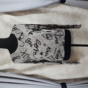 💥3/ $18💥 Love Light Knit Sweater